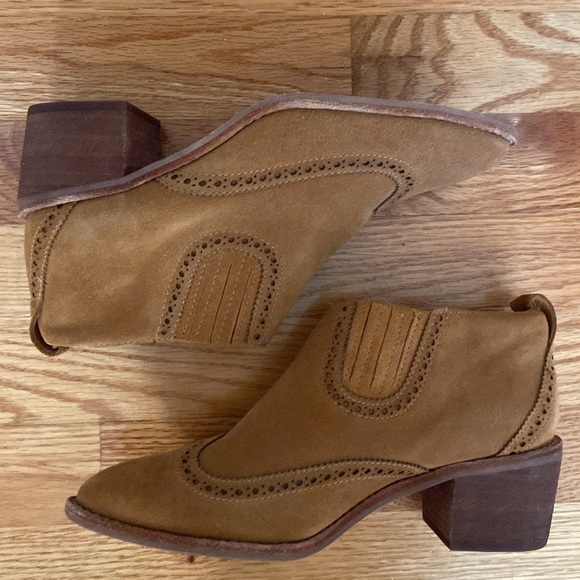 Madewell Grayson Brogue Chelsea Boots - Picture 7 of 13